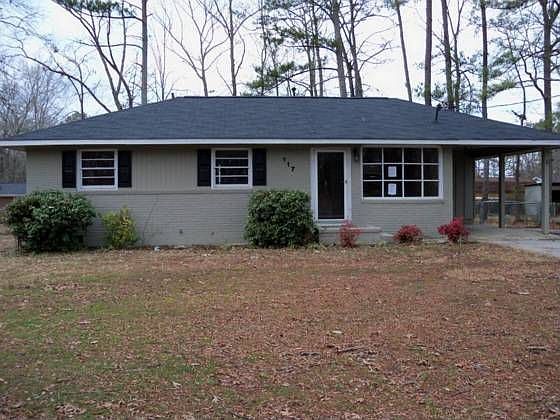 2nd image of 117 Mathis Dr