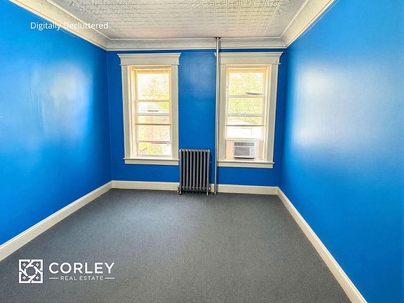 4th image of 301 Ridgewood Ave
