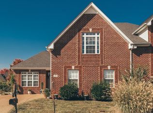 202 Indian Ridge Cir, White House, TN 37188