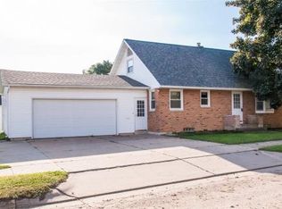 218 Center Ave SE, Eyota, MN 55934
