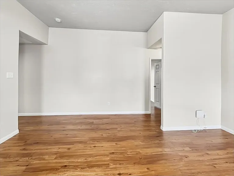1803 Shadow Haven Ct — Photo 10