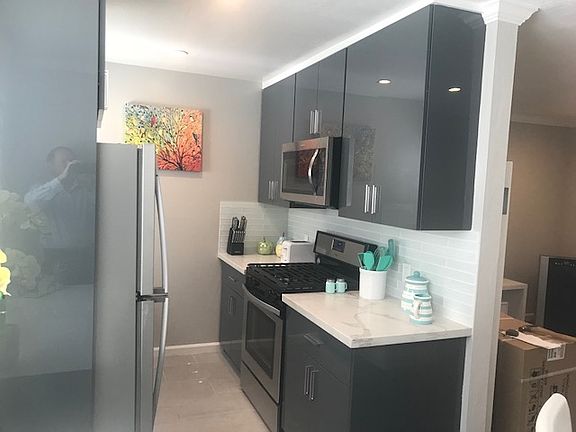 3rd image of 1718 S Grant St #1B