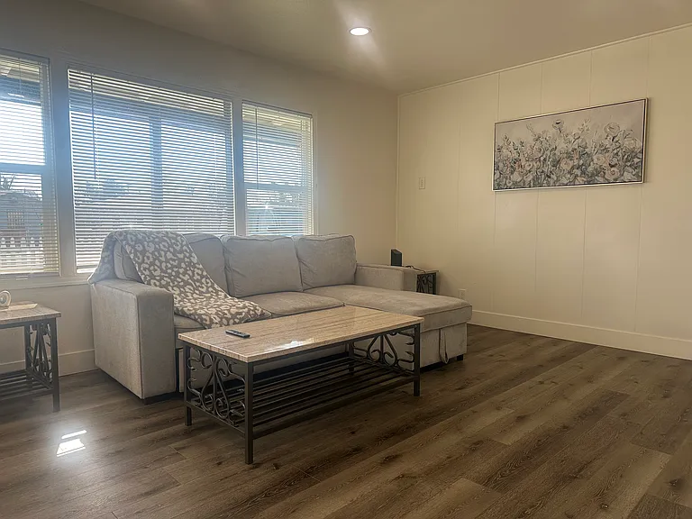 2319 Carol St — Photo 20