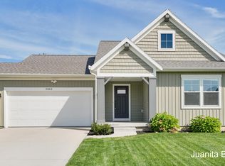 5862 Amur Dr SW, Wyoming, MI 49418