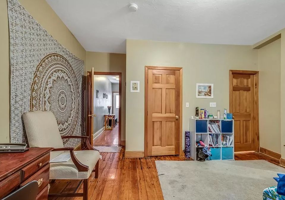 1st image of 9 Sewall St