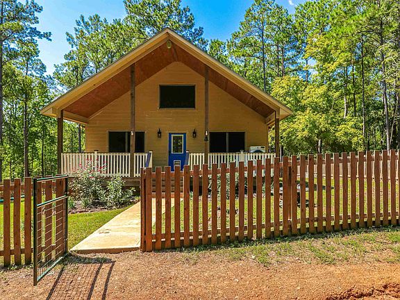 3rd image of 1130 County Road 2510
