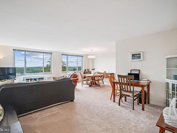 4th image of 1900 Lyttonsville Rd APT 1308