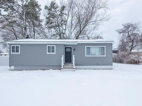 78 S 23RD Street, Wyandanch, NY 11798