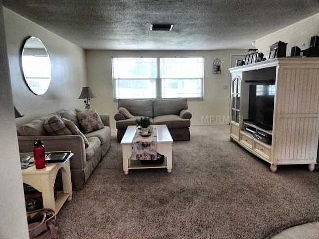 1st image of 1325 Basswood Dr