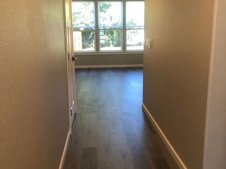 2243 E Main St — Photo 2