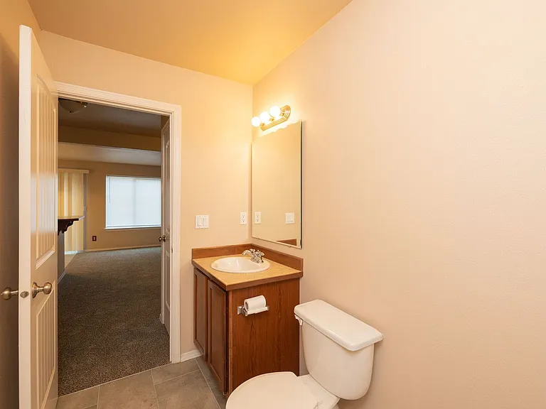 326 S Thierman Rd — Photo 13