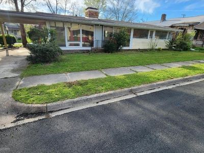 1319 Court R, Birmingham, AL, 35218