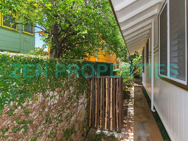 3167 Charles St — Photo 41