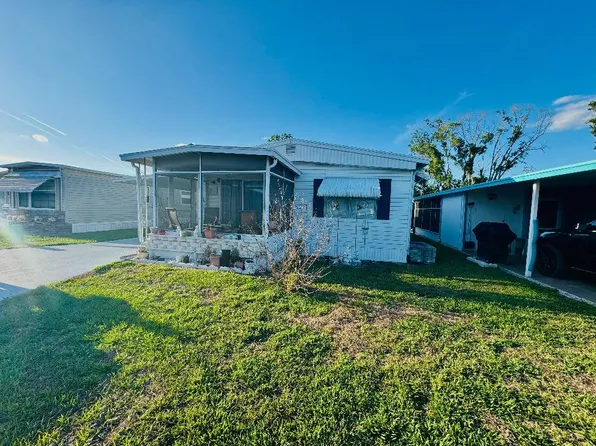 11 Henry Dr, Winter Haven, FL 33880