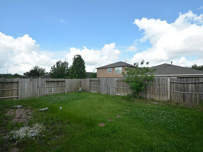 15407 Key Crest Ln — Photo 23
