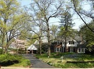 315 W Jackson Rd, Saint Louis, MO 63119