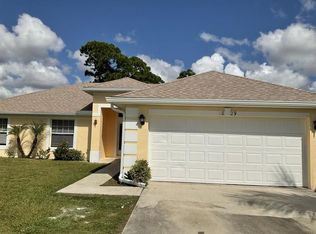 1029 SW Goodman Ave, Port Saint Lucie, FL 34953