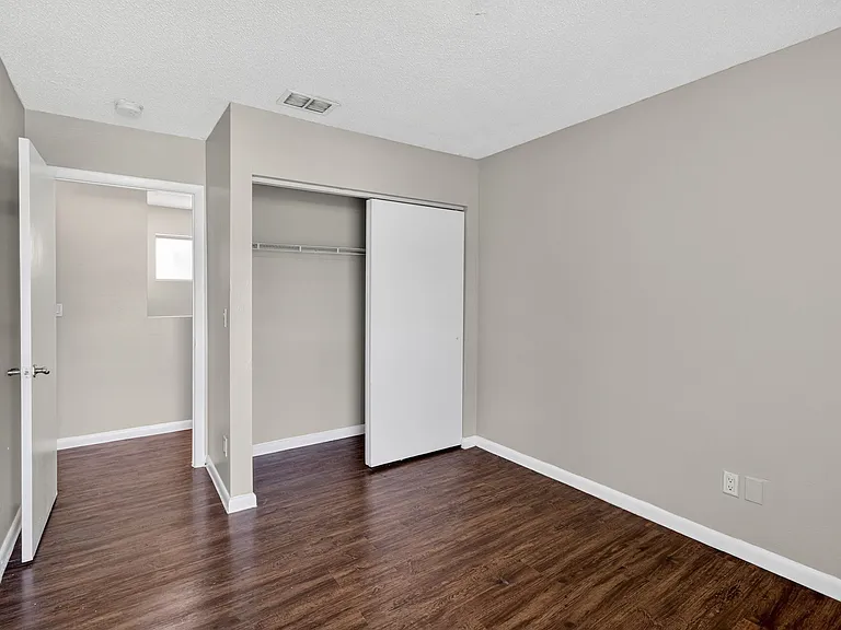 Terrace at Naples Townhomes — Photo 37