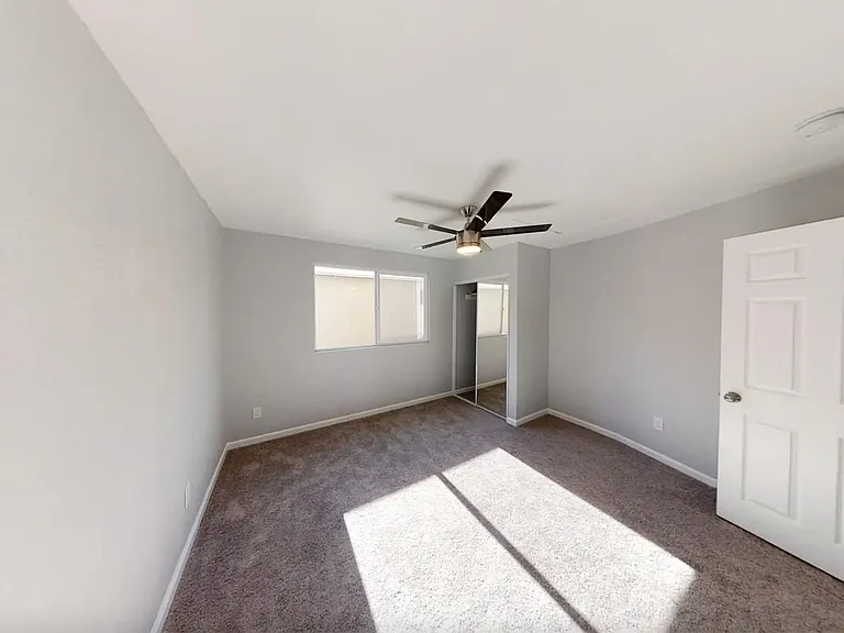 5539-5541 Dorothy Dr — Photo 10