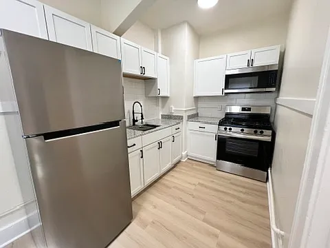 1946 E Main St #17 Photo 1