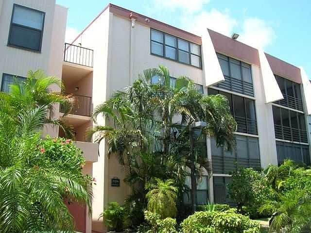 1st image of 20401 NE 30th Ave #2208