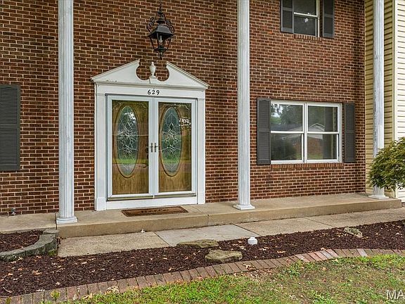 2nd image of 629 Knipp Ave