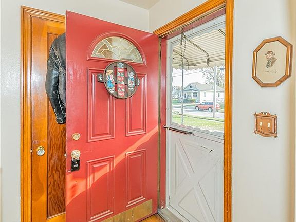 3rd image of 1234 W 22nd St