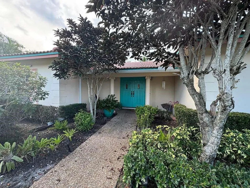 1726 NW 82nd Ave