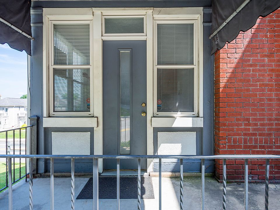 Entrance to unit 3 with front porch.