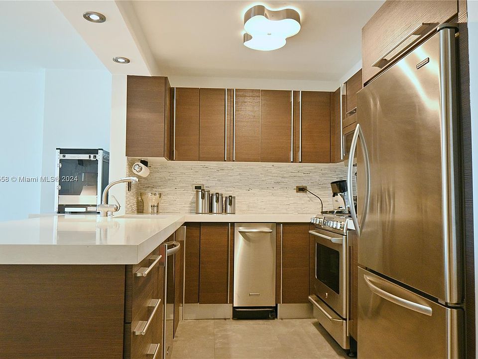1st image of 401 Ocean Dr APT 1123