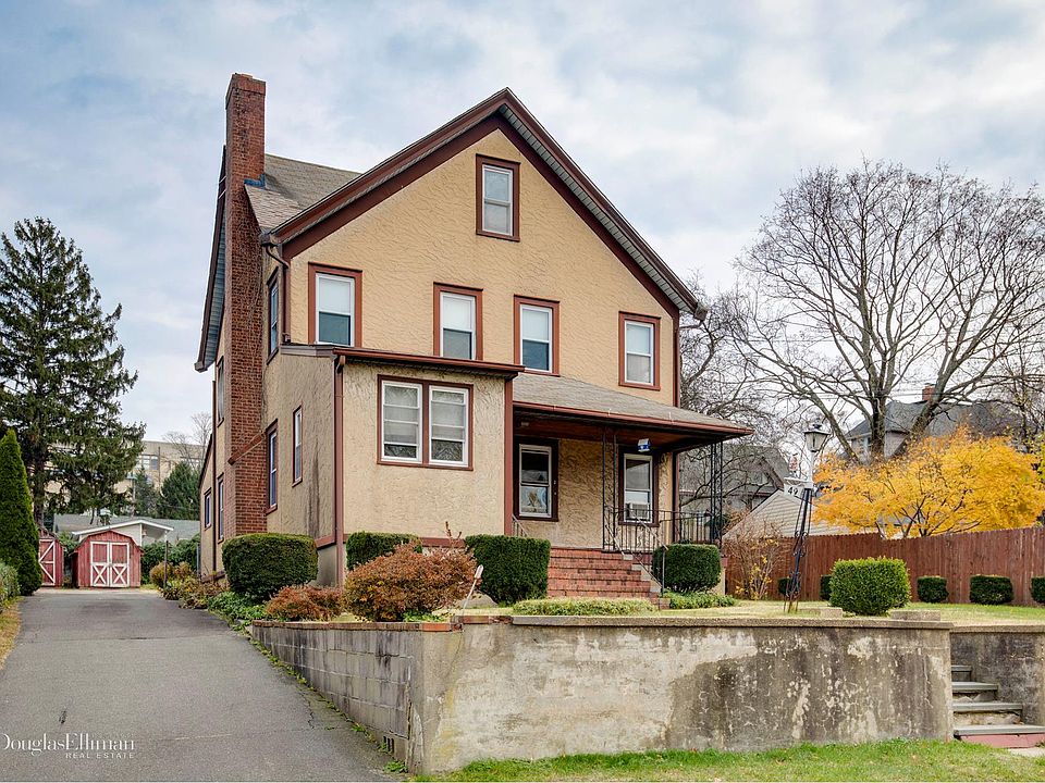 1st image of 49 Kellogg St