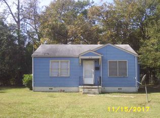 213 Evergreen St, Warner Robins, GA 31093