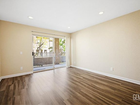 5th image of 2505 San Gabriel Way Unit 203
