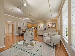 2305 Worthington St APT 328, Dallas, TX 75204