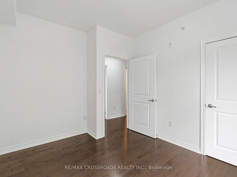 427 Aberdeen Ave #201 — Photo 14