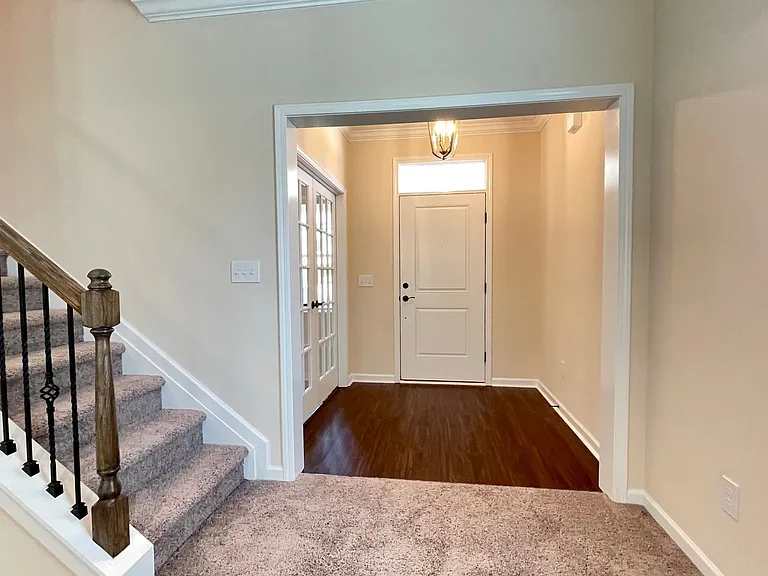 303 Starling Ave — Photo 3