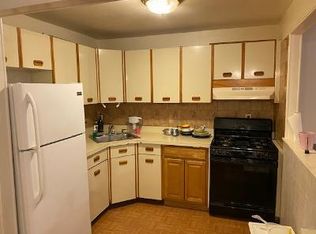 449 White Plains Rd #3, Bronx, NY 10473