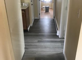 27 School St #3, Attleboro, MA 02703