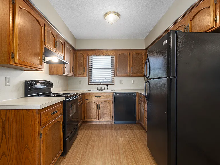 1113 Jeff Cir — Photo 11