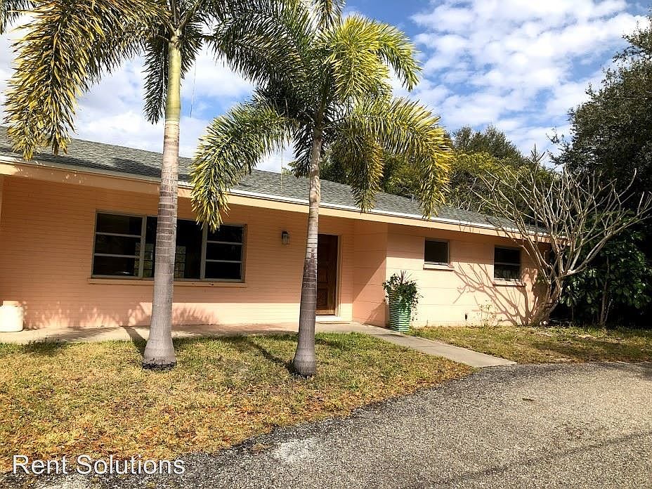 1st image of 3059 Pinecrest St