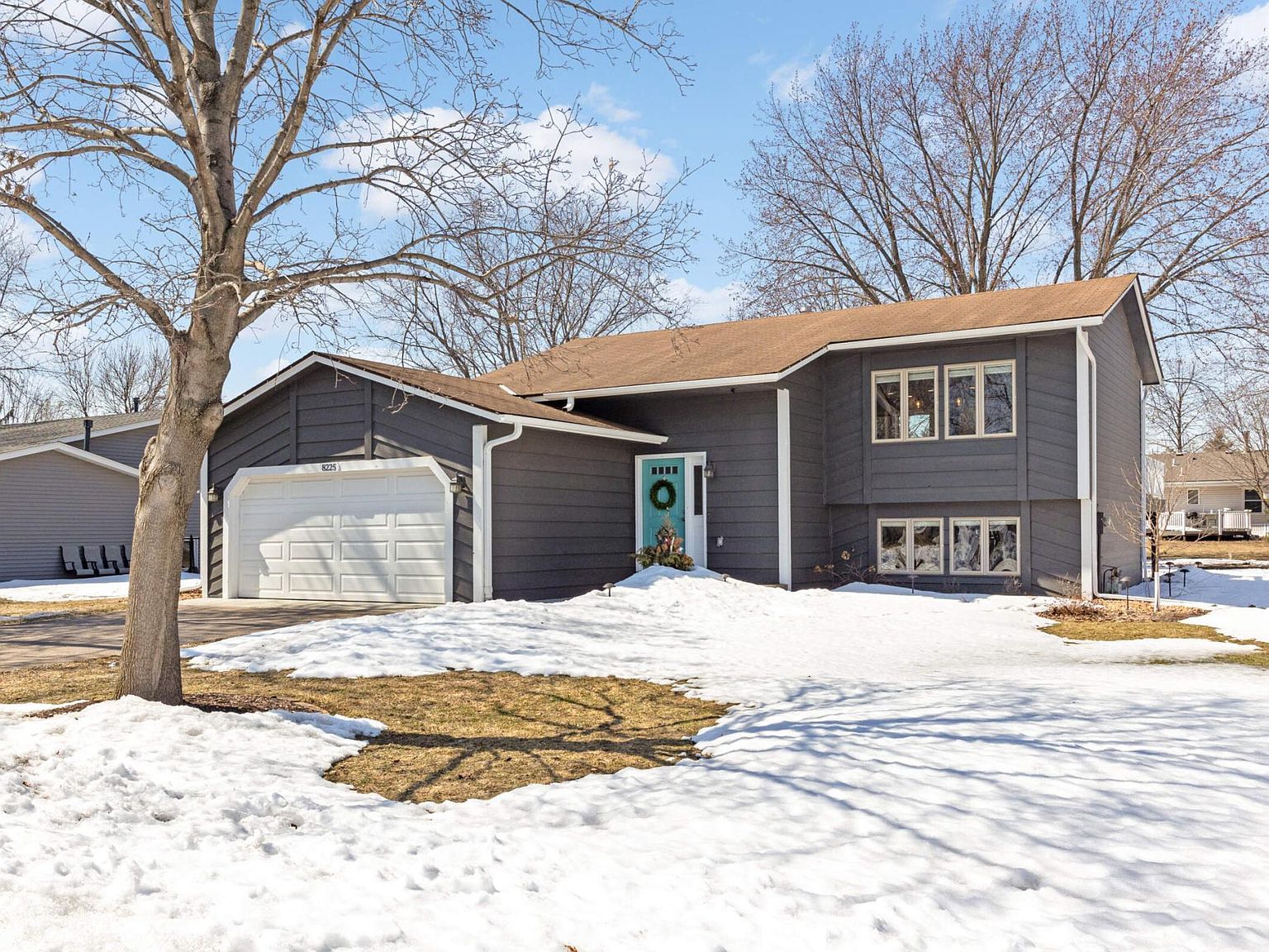 8225 Comstock Way, Inver Grove Heights, MN 55076 Zillow