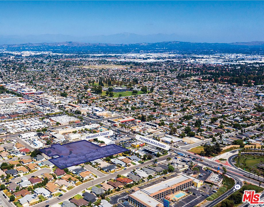2nd image of 16703 Pioneer Blvd