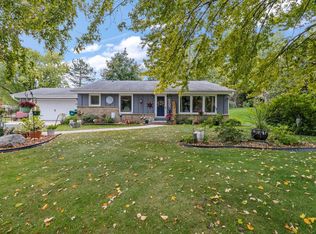 6805 Lee Rd, Hartford, WI 53027