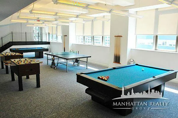 Rented by Manhattan Realty Group | media 7