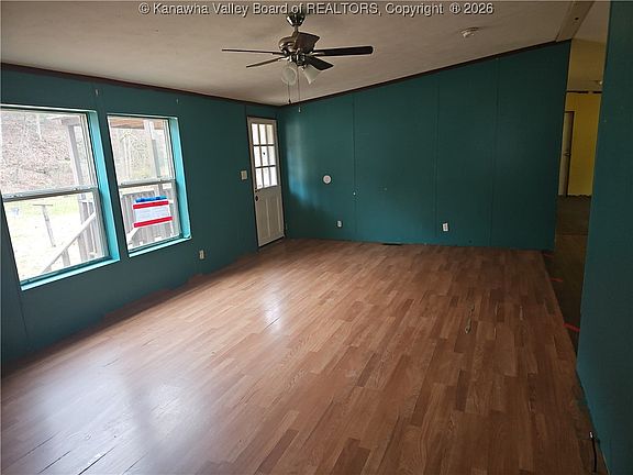 3rd image of 2165 Martins Branch Rd