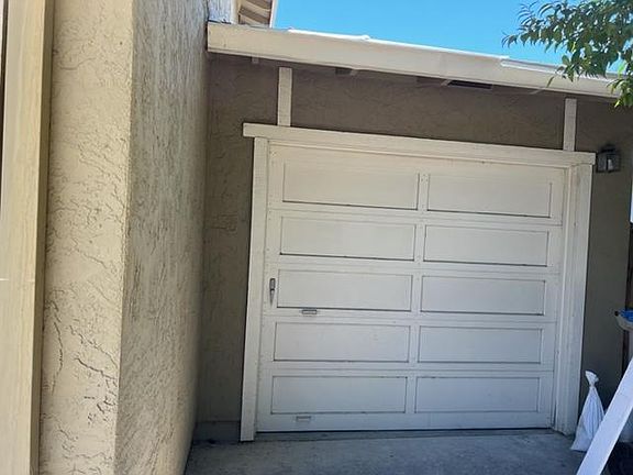Single car garage