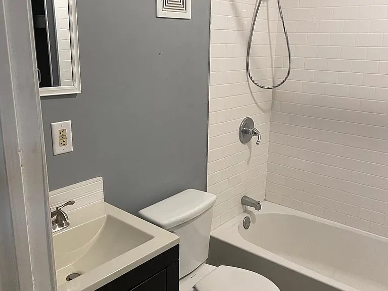 24 N 3rd St #A — Photo 6