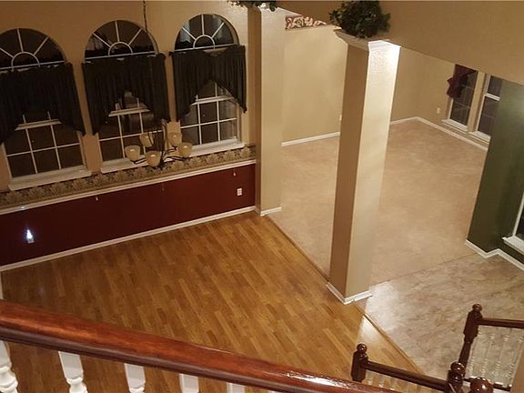 2nd image of 2061 Heather Glen Dr