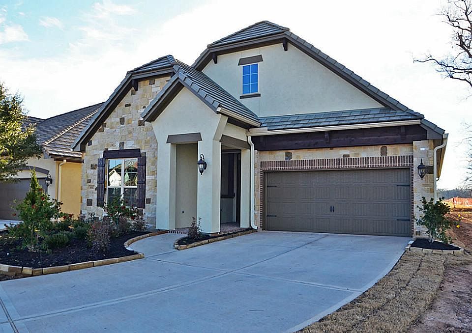 1st image of 4802 Fairford Dr