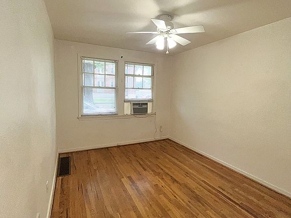 4th image of 1200 Yale Ave #6